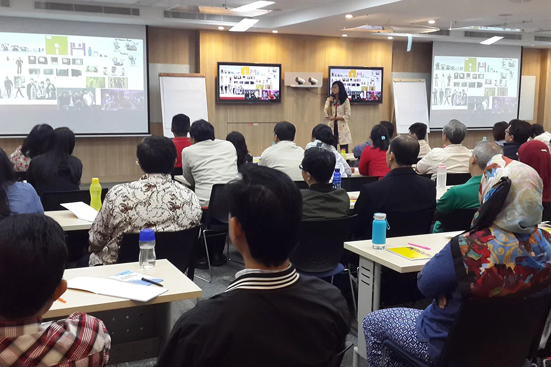 GENERASI DIGITAL VS IMIGRAN DIGITAL — foto 9