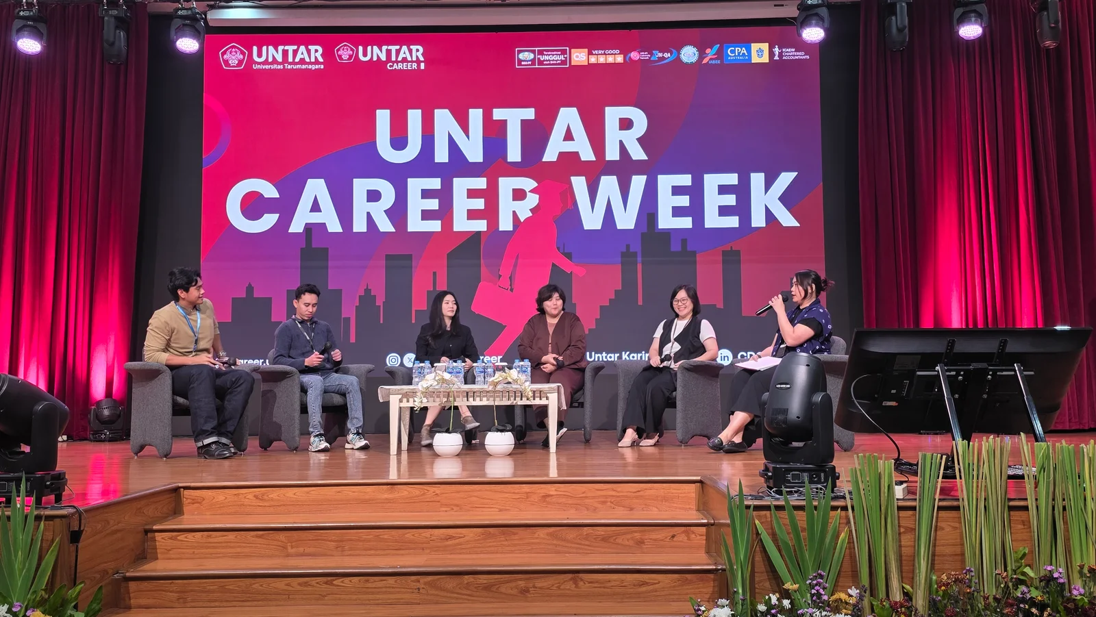 UNTAR CAREER WEEK